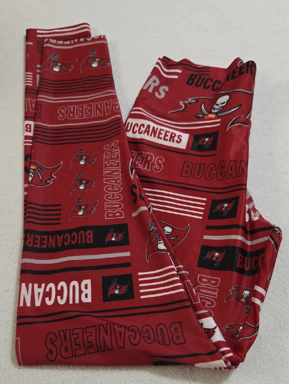 NFL TAMPA BAY BUCCANEERS LEGGINGS - Picture 2 of 5